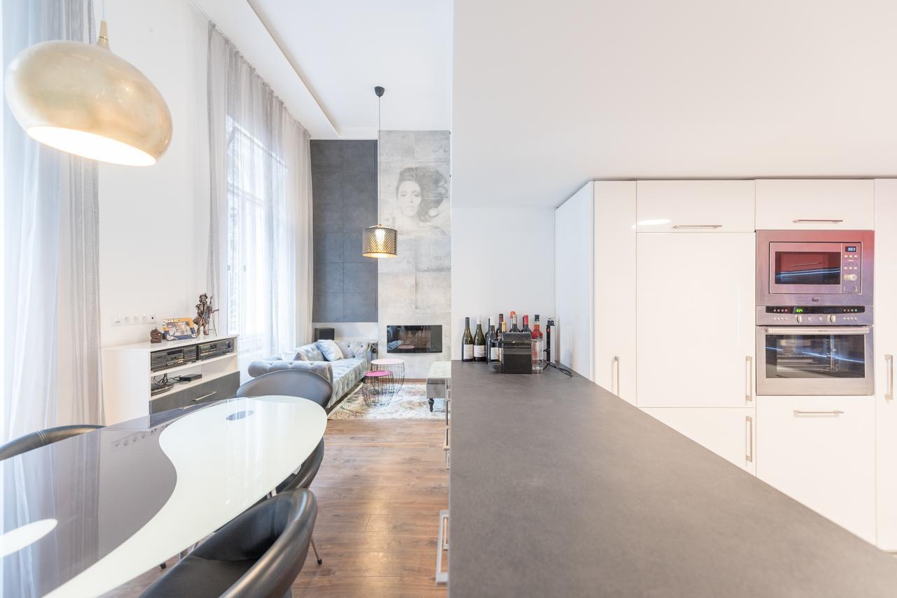 Apartment In Andrassy Avenue Budapesta Exterior foto